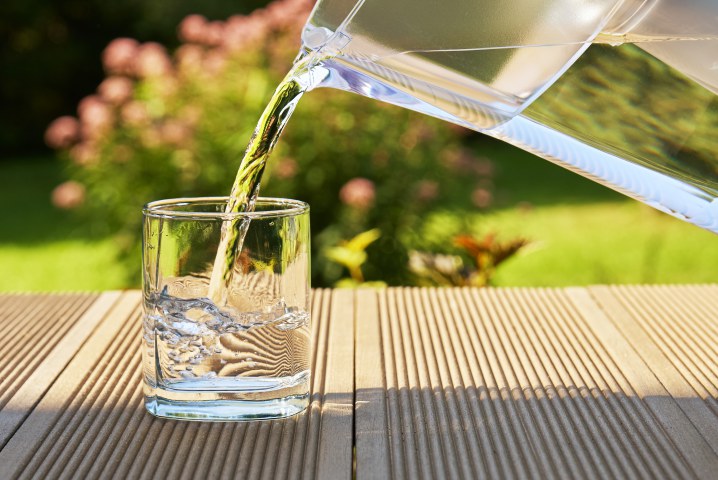 Sięgnij po dobry dzbanek filtrujący wodę i zmień swoje nawyki!